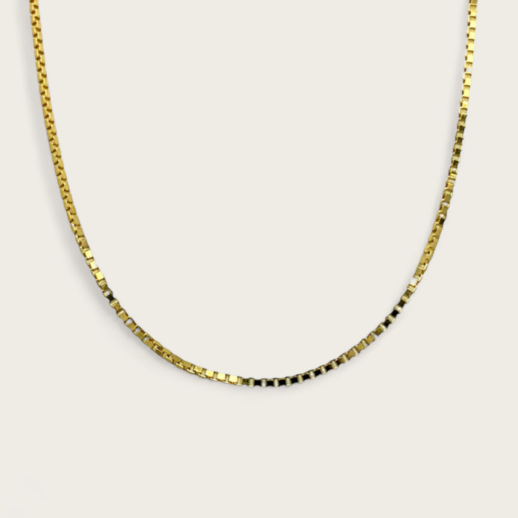 Chic Box Necklace