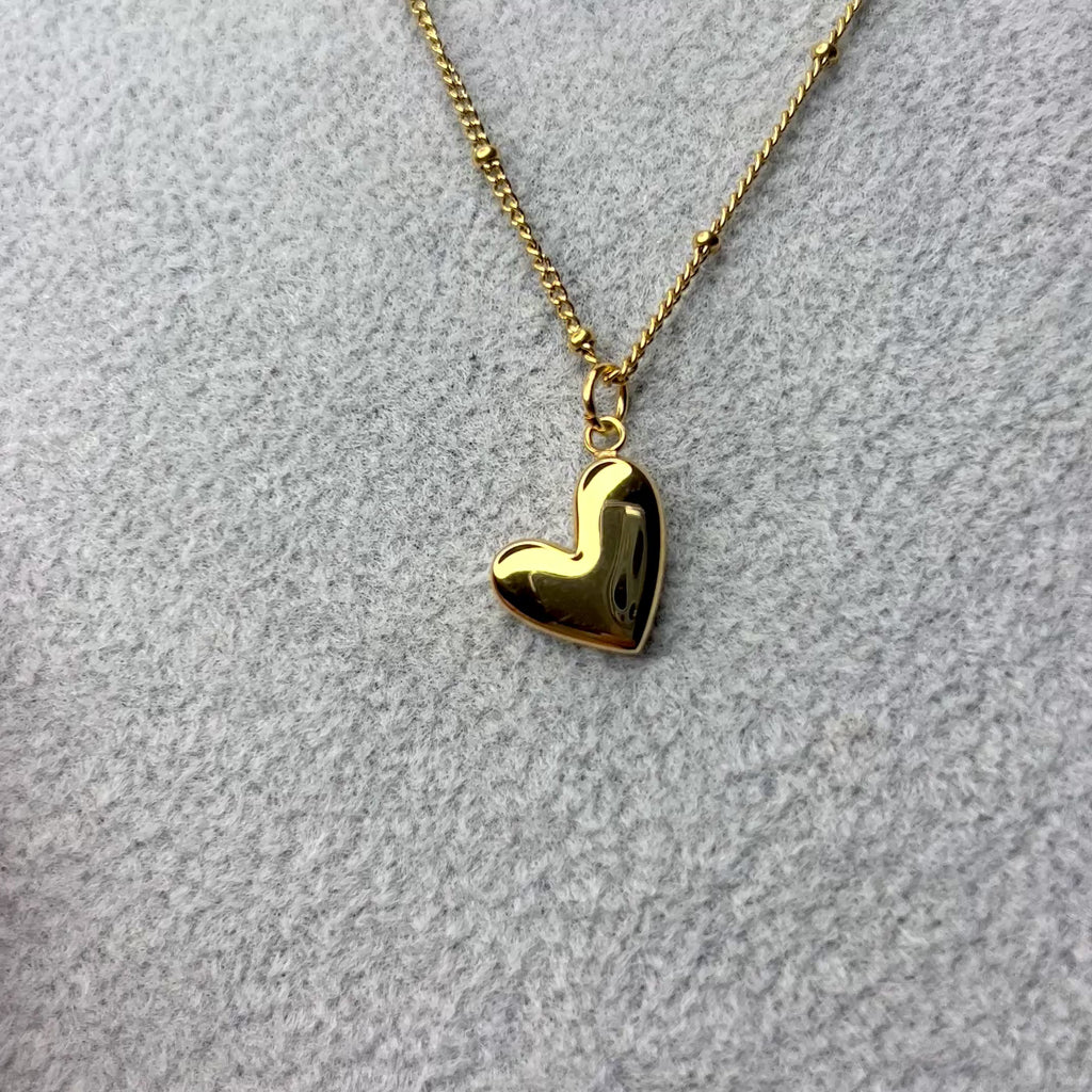 Dainty Heart Necklace